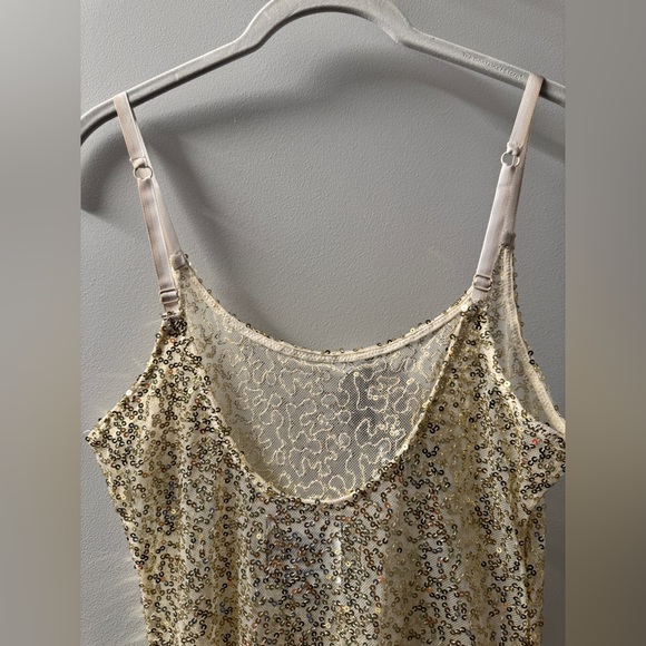 Intimately Free People Gold Sequin Top - Picture 3 of 6